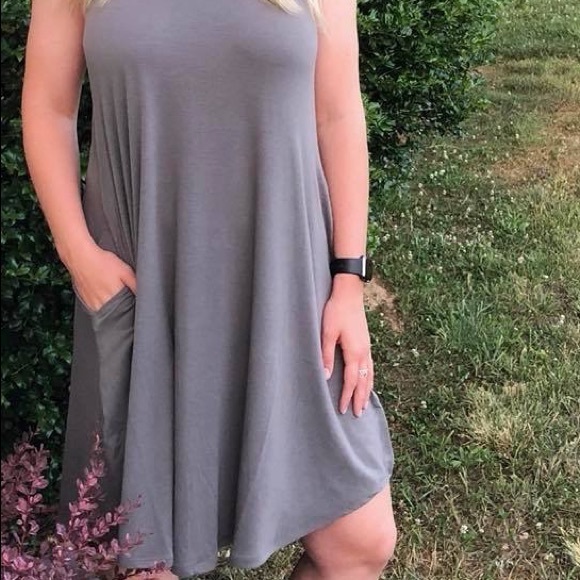 Grey comfy t-shirt dress with pockets ✨ - Picture 3 of 3